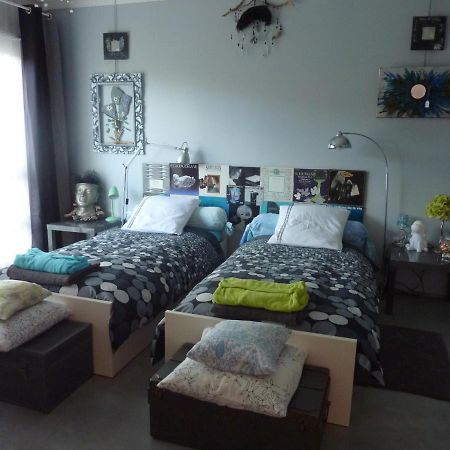 Bed and Breakfast Loft Atypique Villeneuve-de-Rivière Esterno foto