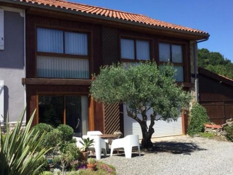 Bed and Breakfast Loft Atypique Villeneuve-de-Rivière Esterno foto