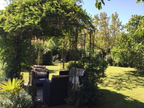 Bed and Breakfast Loft Atypique Villeneuve-de-Rivière Esterno foto