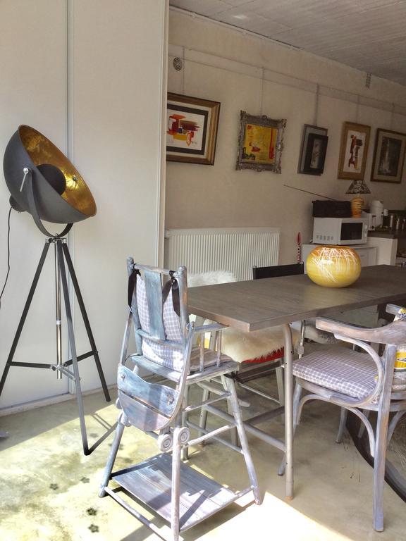 Bed and Breakfast Loft Atypique Villeneuve-de-Rivière Esterno foto